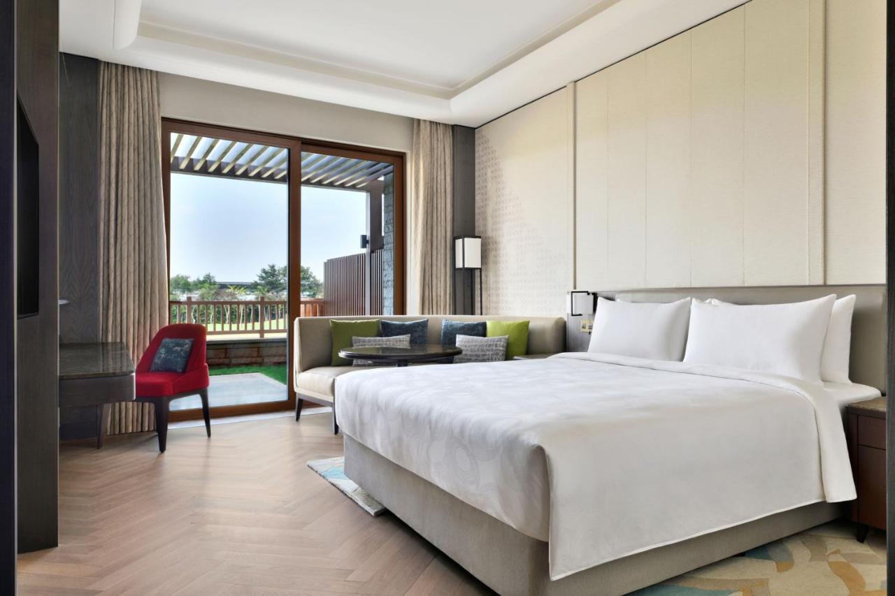 Jw Marriott Hotel Bengaluru Prestige Golfshire Resort & Spa Avati Eksteriør billede