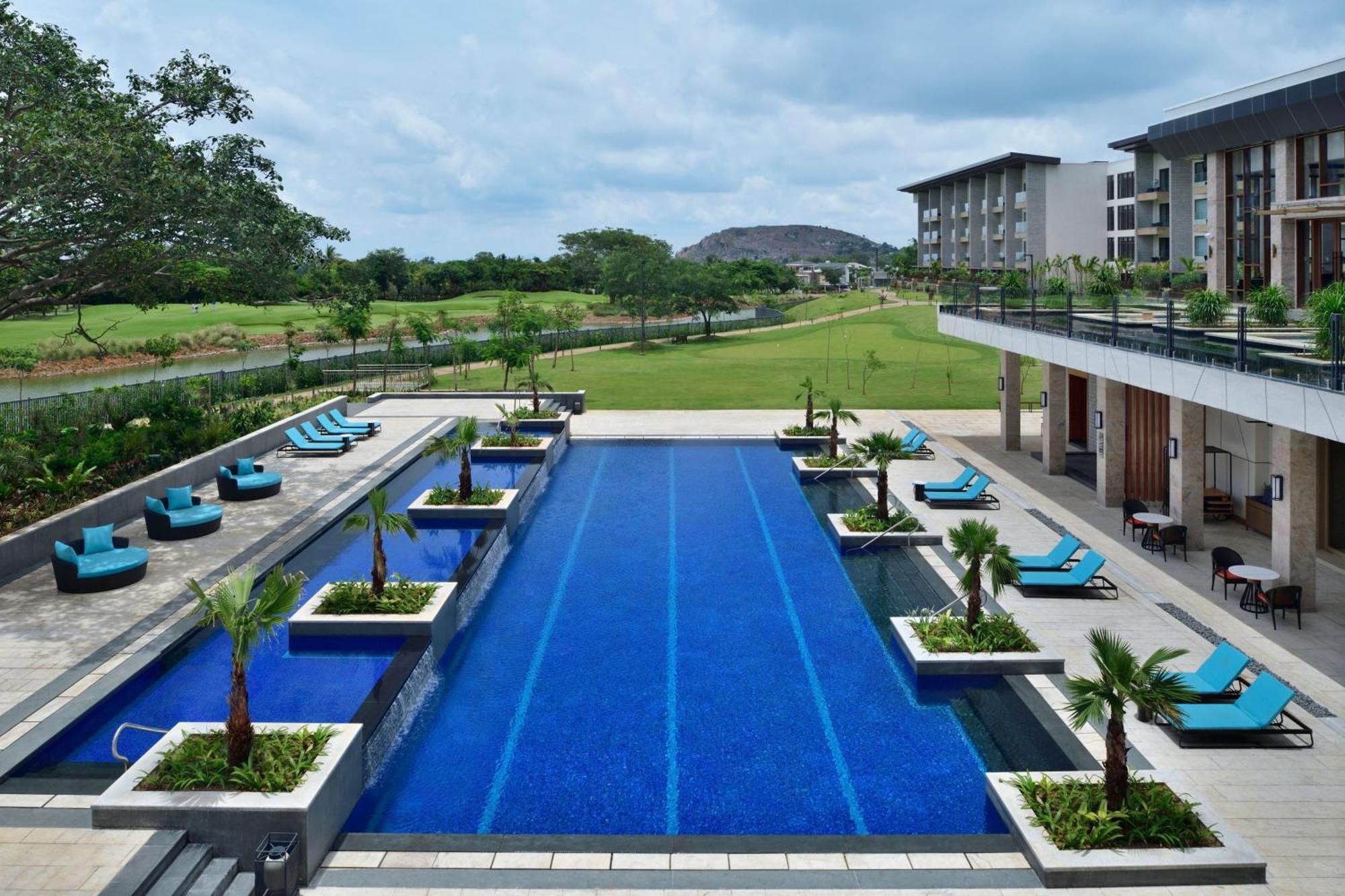 Jw Marriott Hotel Bengaluru Prestige Golfshire Resort & Spa Avati Eksteriør billede