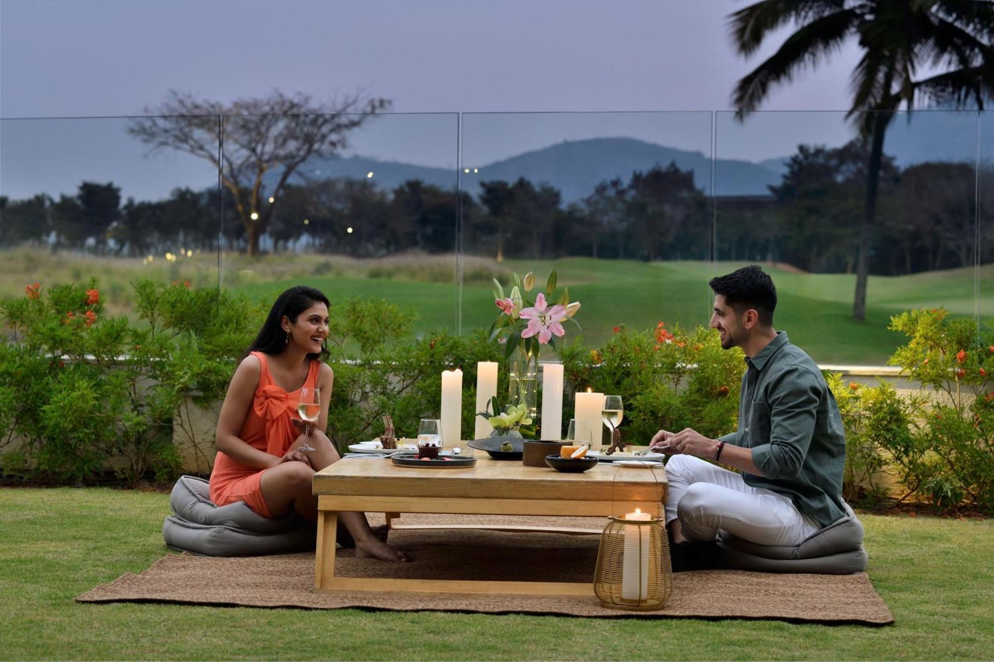 Jw Marriott Hotel Bengaluru Prestige Golfshire Resort & Spa Avati Eksteriør billede