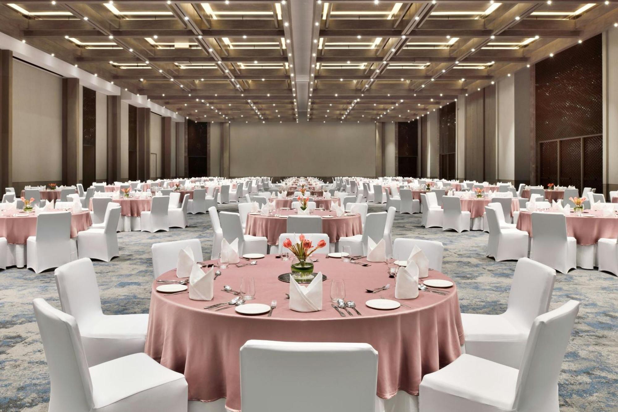 Jw Marriott Hotel Bengaluru Prestige Golfshire Resort & Spa Avati Eksteriør billede