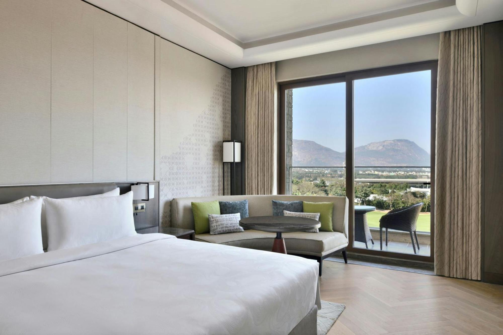 Jw Marriott Hotel Bengaluru Prestige Golfshire Resort & Spa Avati Eksteriør billede