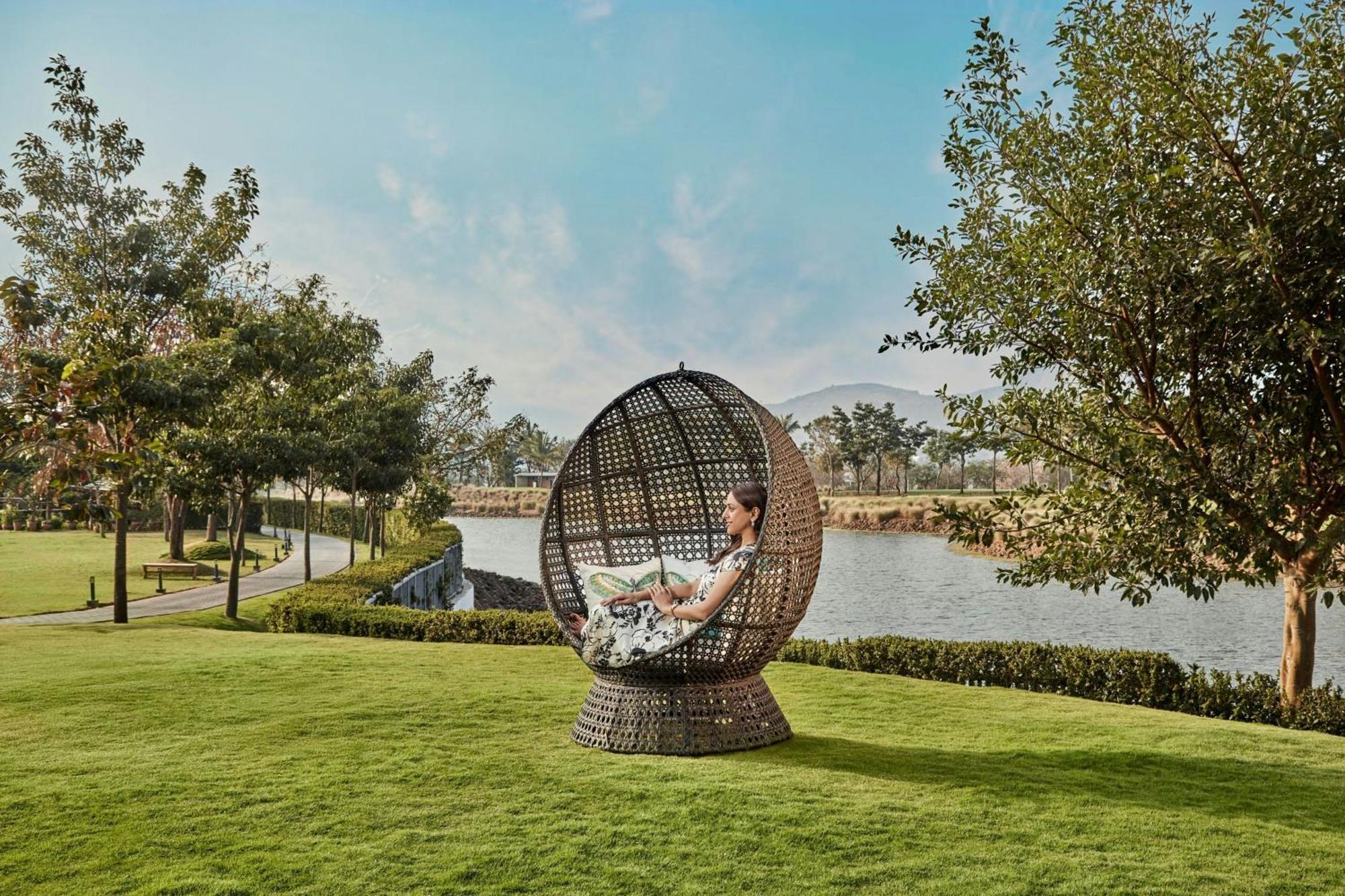 Jw Marriott Hotel Bengaluru Prestige Golfshire Resort & Spa Avati Eksteriør billede